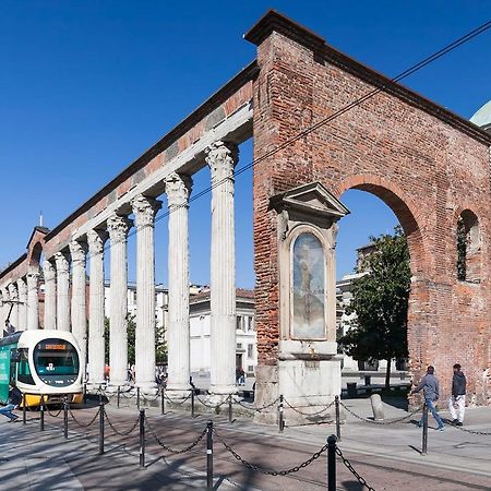 Tropical Micro Studio With Terrace And Duomo Views Milán Exterior foto